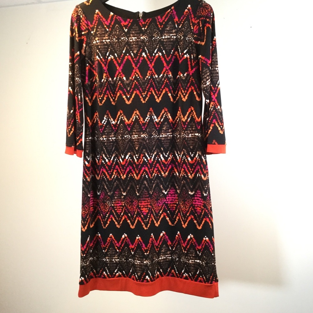 Multi-color geometric pattern Donna Ricco